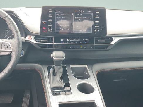 Certified 2023 Toyota Sienna XSE FWD image 15