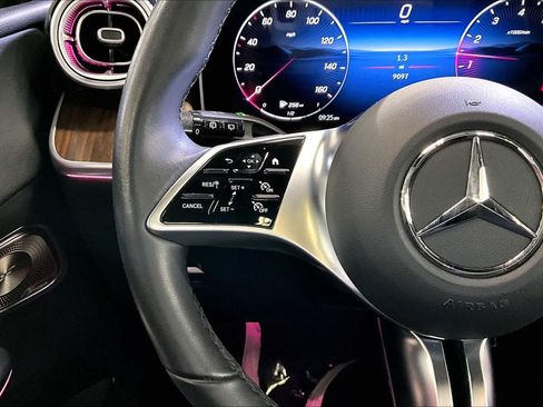 Used 2026 Mercedes-Benz GLC 300 4MATIC image 24