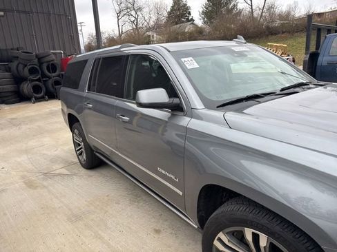 Used 2019 GMC Yukon XL Denali w/ Denali Ultimate Package image 2
