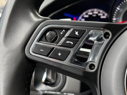 Used 2023 Porsche Cayenne Turbo AWD/4WD image 50