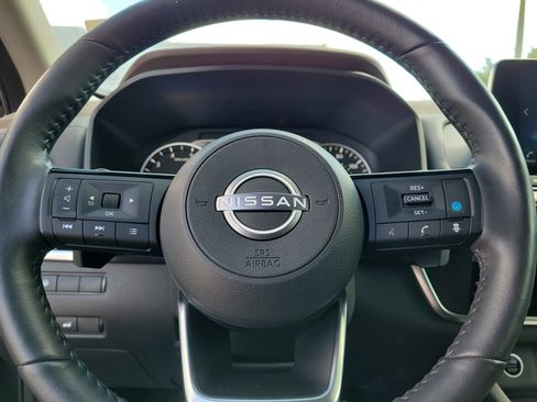 Certified 2023 Nissan Rogue SV w/ SV Premium B Package FWD image 21