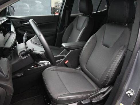 Used 2025 Buick Encore GX Preferred AWD/4WD image 20