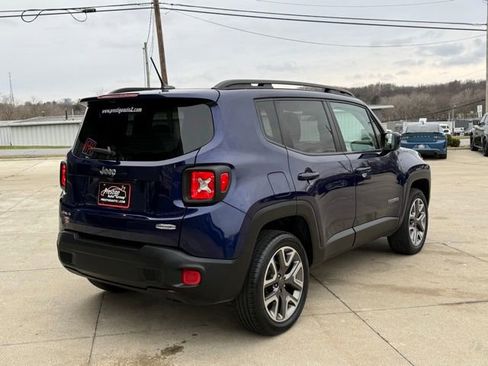 Used 2017 Jeep Renegade Latitude w/ Cold Weather Group image 14