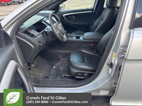 Used 2018 Ford Taurus SEL w/ Equipment Group 201A image 8