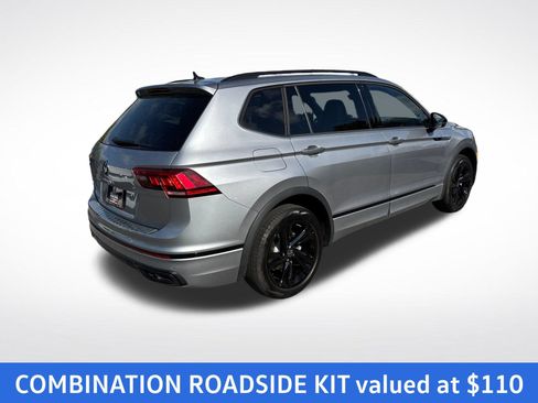 Certified 2023 Volkswagen Tiguan SE R-Line FWD image 5