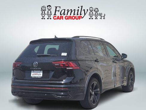 Used 2024 Volkswagen Tiguan SE R-Line w/ MDO Package, Three-Row FWD image 4