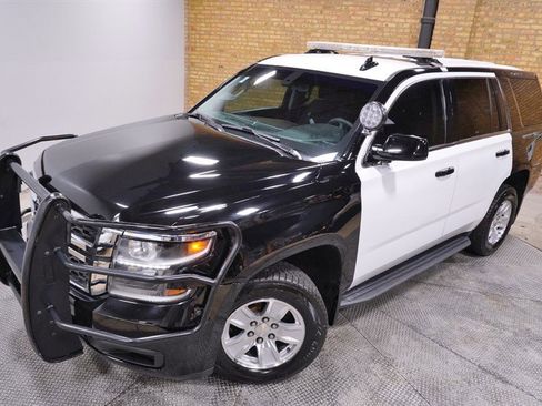 Used 2020 Chevrolet Tahoe 4WD image 2