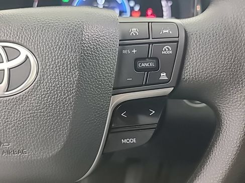 Used 2026 Toyota Camry LE FWD image 30