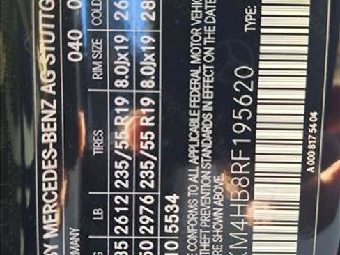 Used 2024 Mercedes-Benz GLC 300 4MATIC image 22