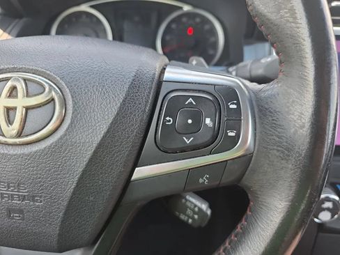 Used 2015 Toyota Camry XSE FWD image 21