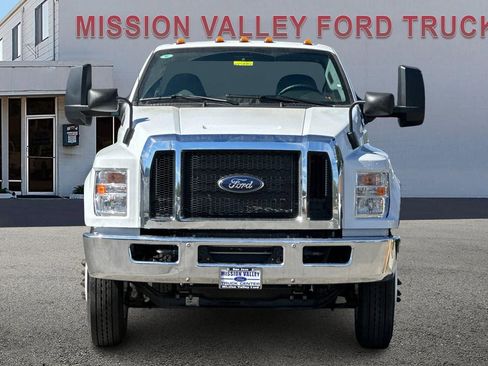 New 2027 Ford F650 2WD Regular Cab Super Duty image 9