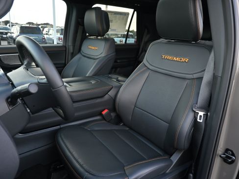 New 2027 Ford Expedition Tremor w/ Driver's Package AWD/4WD image 34