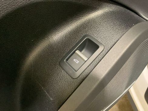 Used 2020 Audi SQ5 Premium Plus AWD/4WD image 31