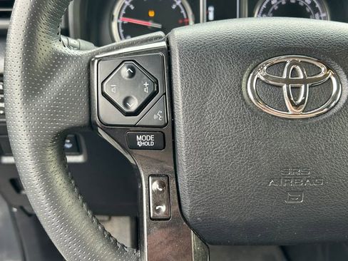 Used 2024 Toyota 4Runner TRD Off-Road AWD/4WD image 21