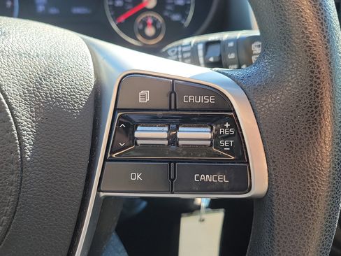 Used 2020 Kia Sorento AWD V6 image 28