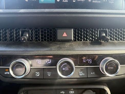 Used 2025 Honda CR-V Sport-L image 17