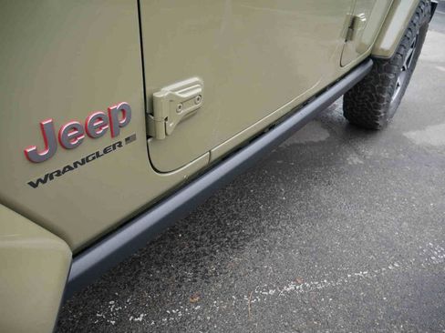 New 2026 Jeep Wrangler Unlimited Rubicon w/ Steel Bumper Group AWD/4WD image 17