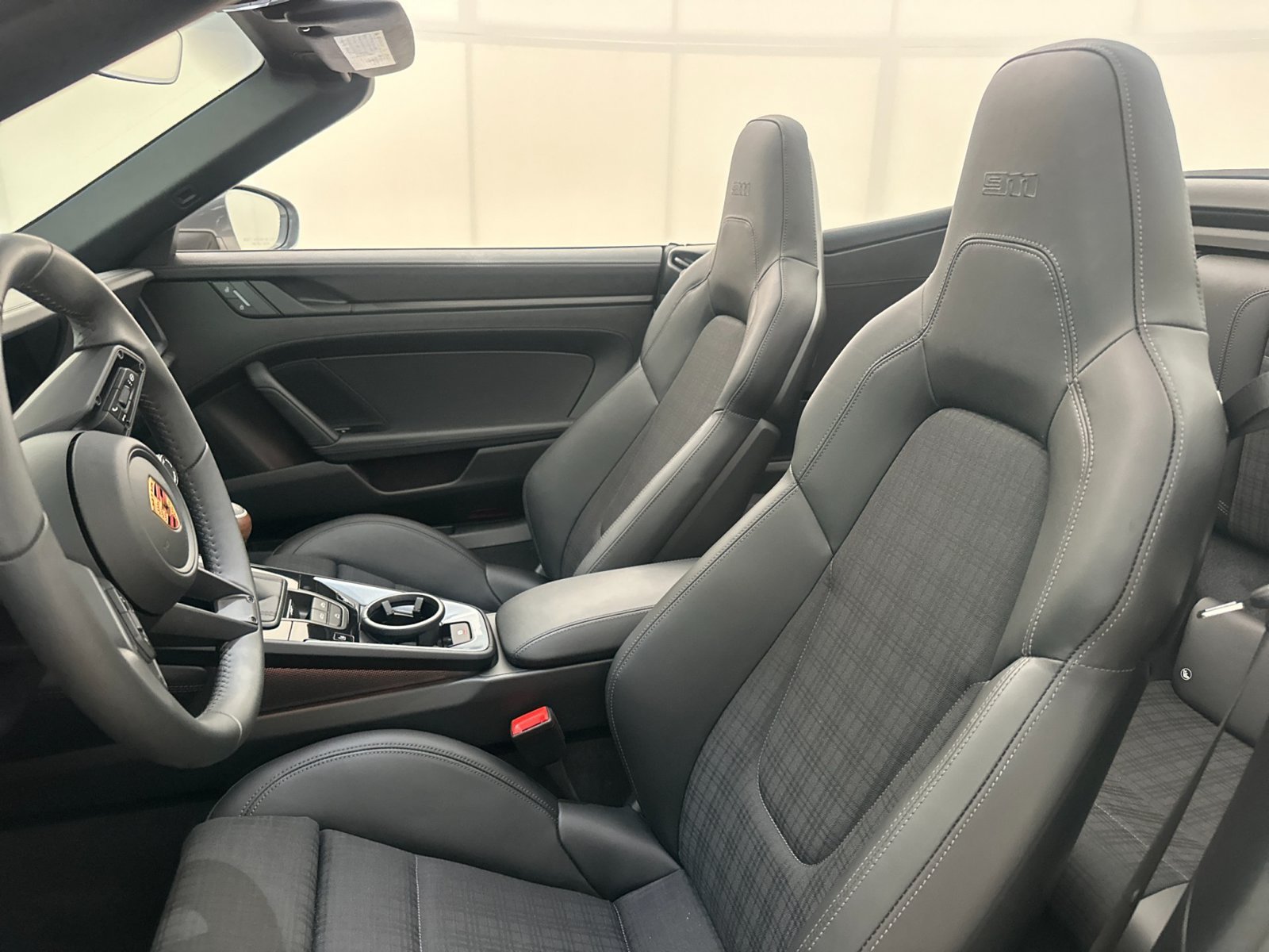 Certified 2026 Porsche 911 Carrera T RWD image 5