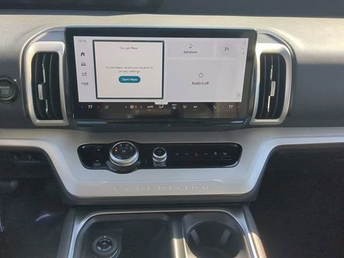 New 2025 Ford Expedition Max Active image 9