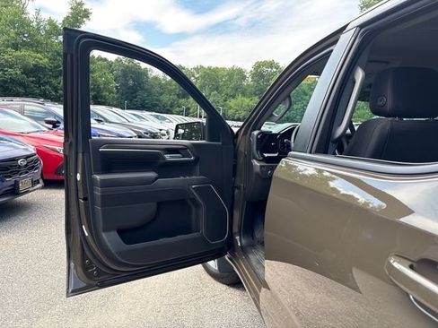 Used 2023 Chevrolet Silverado 1500 LT AWD/4WD image 22