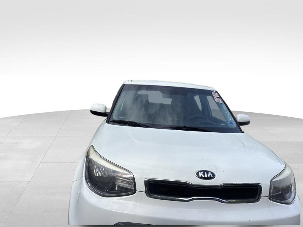 Used 2016 Kia Soul + FWD image 5
