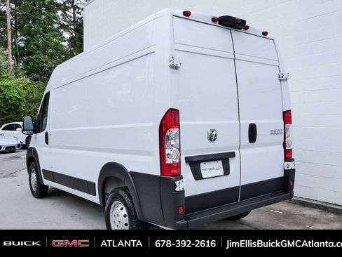Used 2024 RAM ProMaster 2500 w/ Convenience Group FWD image 24