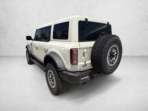 New 2026 Ford Bronco Outer Banks w/ Sasquatch Package AWD/4WD image 4