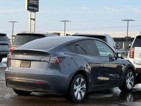 Used 2023 Tesla Model Y Long Range image 44