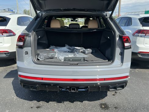 New 2026 Volkswagen Atlas Cross Sport SEL R-Line AWD/4WD image 26