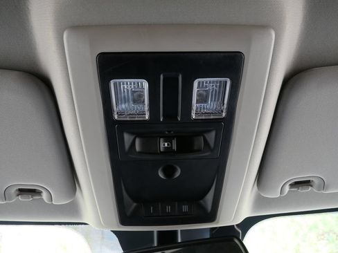 Used 2017 RAM 1500 Laramie AWD/4WD image 16