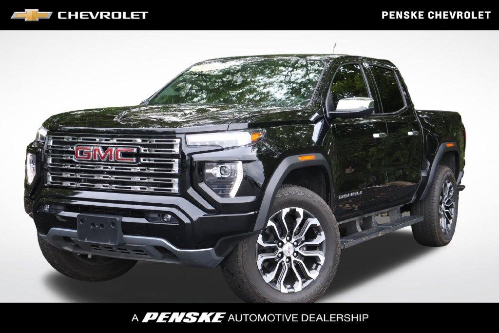 Certified 2025 GMC Canyon Denali AWD/4WD image 1