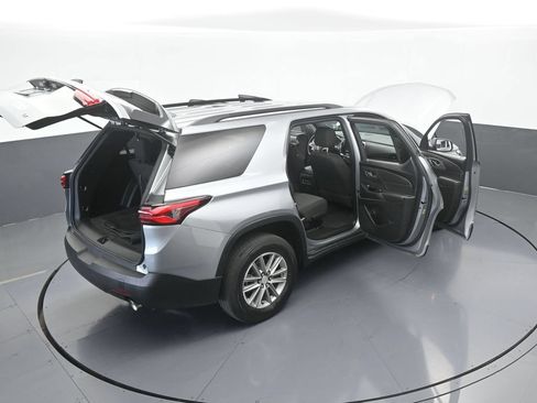 Used 2023 Chevrolet Traverse LT FWD image 71