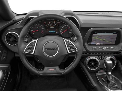 Used 2016 Chevrolet Camaro SS RWD image 10