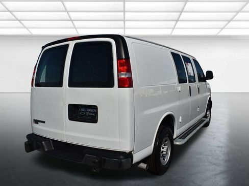 Used 2024 Chevrolet Express 2500 w/ Driver Convenience Package RWD image 6