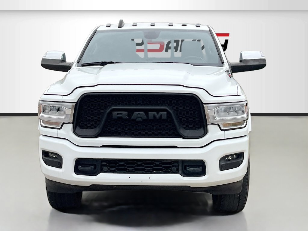 Used 2022 RAM 3500 Laramie AWD/4WD image 2