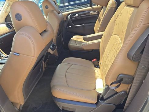 Used 2015 Buick Enclave Leather FWD image 19