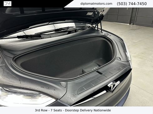 Used 2023 Tesla Model X image 44