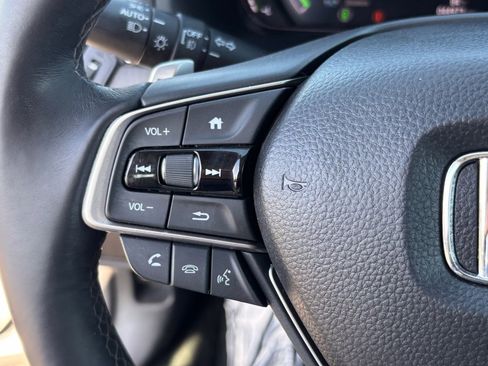 Certified 2020 Honda Accord Touring image 26