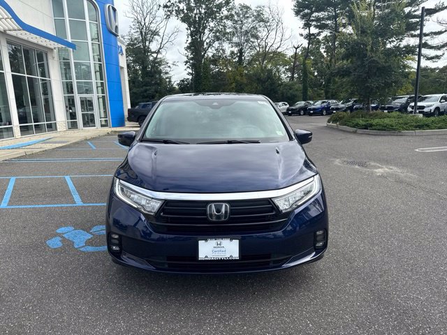 Used 2024 Honda Odyssey EX-L image 3