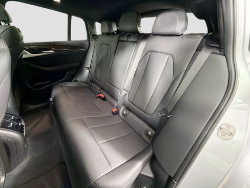 Used 2019 BMW X4 M40i w/ Driving Assistance Package image 25