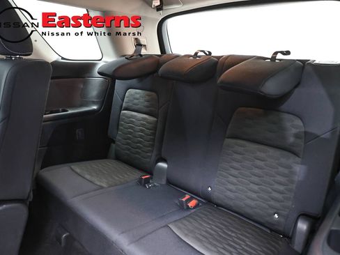 Used 2025 Nissan Pathfinder SV FWD image 25