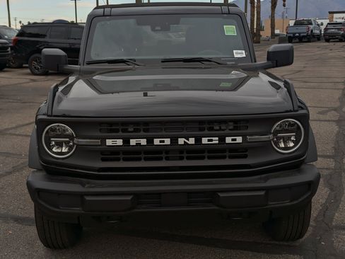 New 2025 Ford Bronco 4-Door image 6