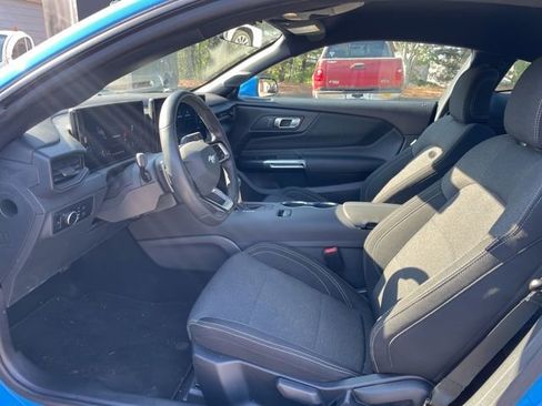 Used 2025 Ford Mustang GT image 8