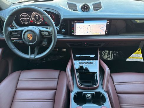 New 2026 Porsche Cayenne GTS AWD/4WD image 6