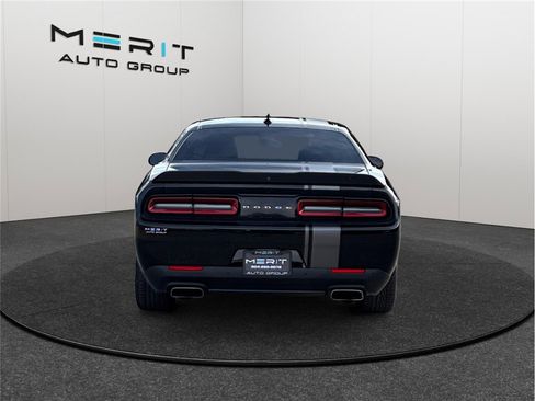 Used 2019 Dodge Challenger R/T Scat Pack w/ Plus Package image 8