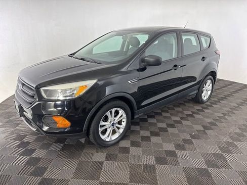 Used 2017 Ford Escape S FWD image 3