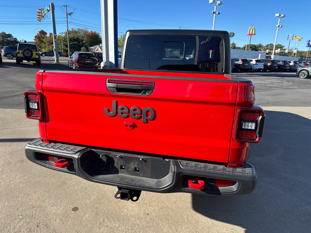Used 2026 Jeep Gladiator Rubicon AWD/4WD image 6