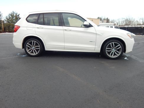 Used 2016 BMW X3 xDrive28i image 3