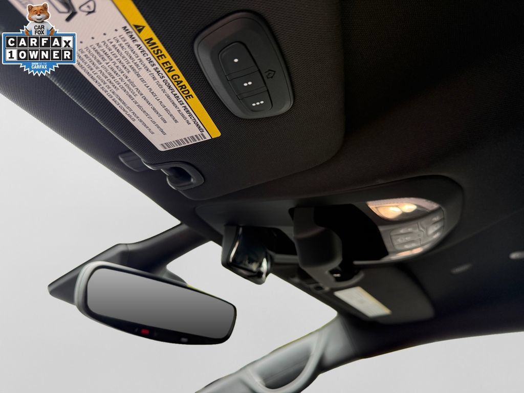 Used 2025 Chrysler Pacifica Select FWD image 27