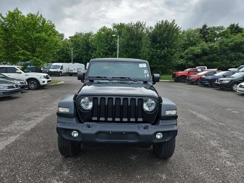 Used 2020 Jeep Wrangler Sport AWD/4WD image 2